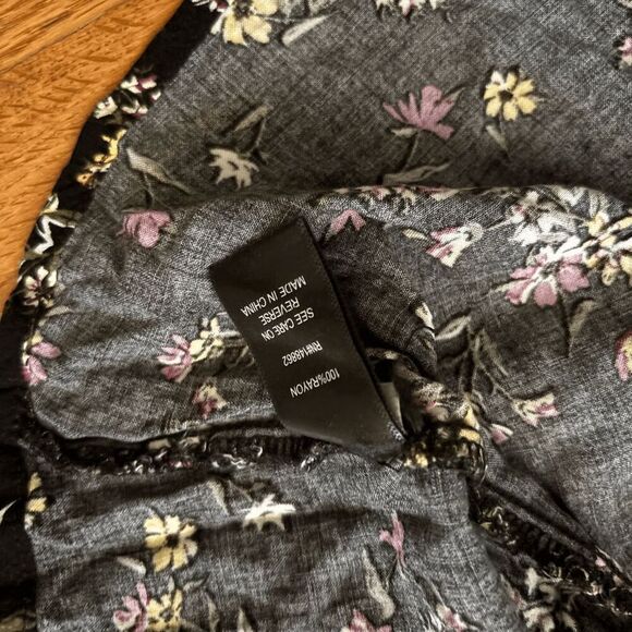 Torrid Women's Black Tie Neck Floral Print Challis Smocked Waist Dress Size 4 - Picture 6 of 7